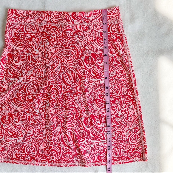 Southwind Apparel Red White Paisley Court Skirt Activewear, size Extra Small - Picture 9 of 14